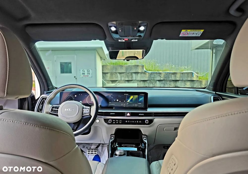 Kia Sorento - 9