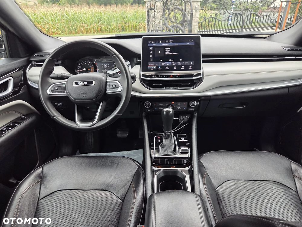Jeep Compass - 16