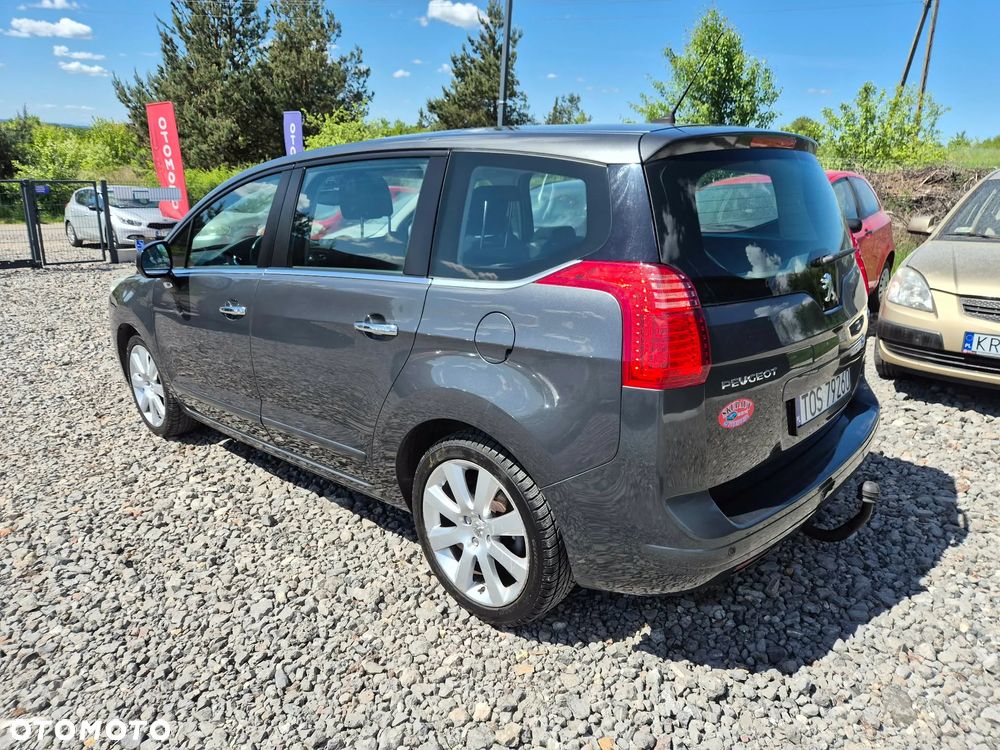 Peugeot 5008 - 10