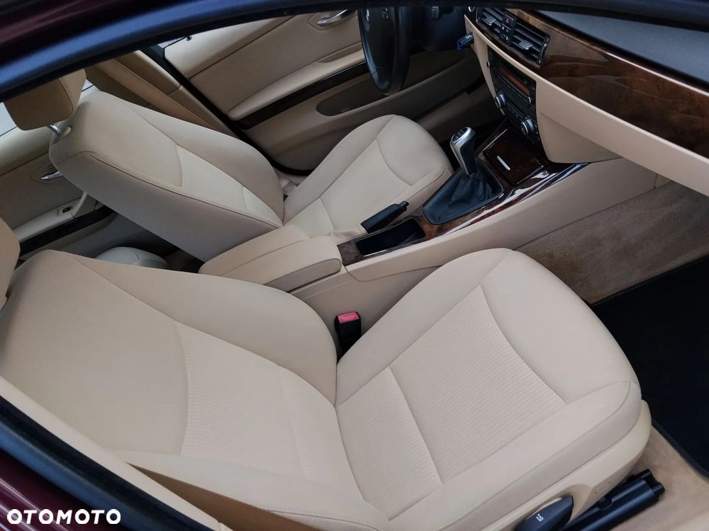 BMW Seria 3 - 10