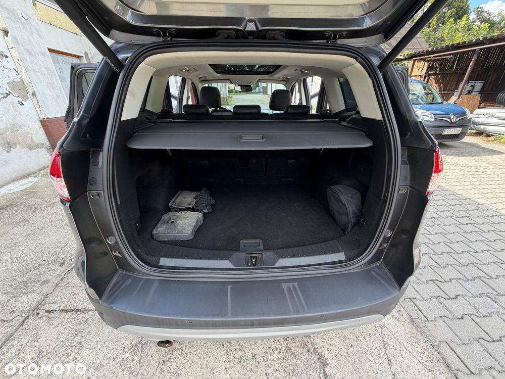 Ford Kuga - 23