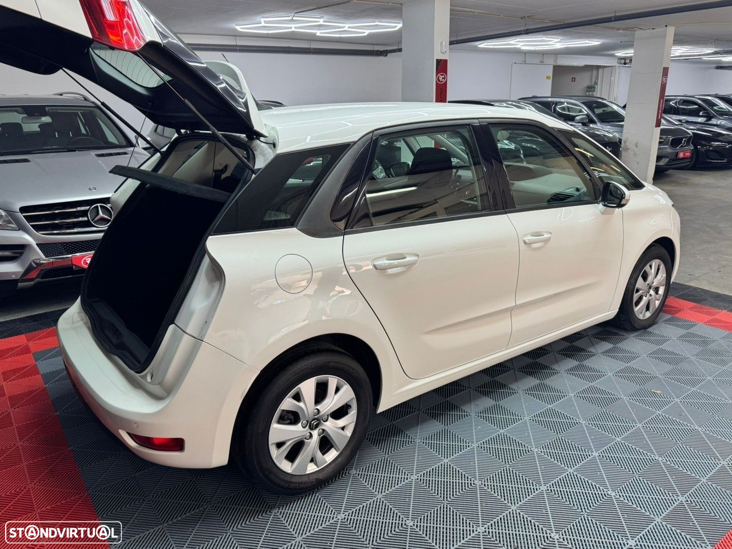 Citroën C4 Picasso 1.6 HDi Attraction ETG6 - 8