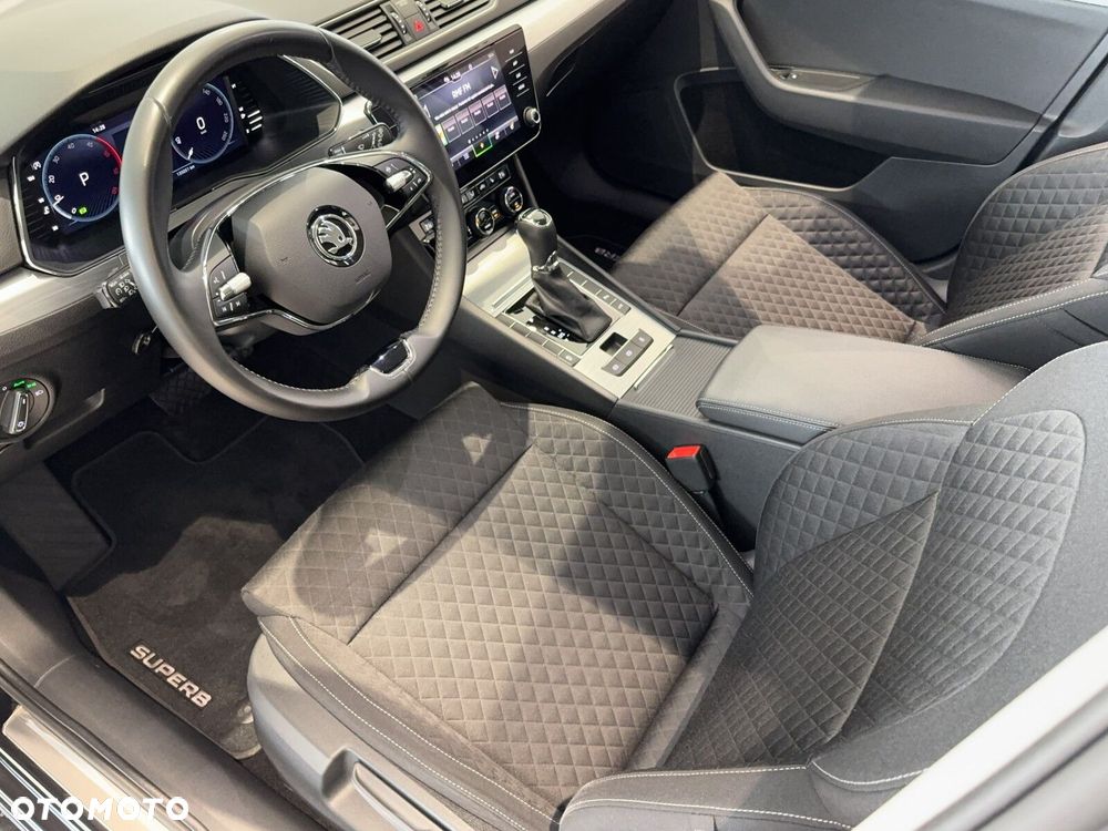 Skoda Superb 2.0 TDI SCR Ambition DSG - 11