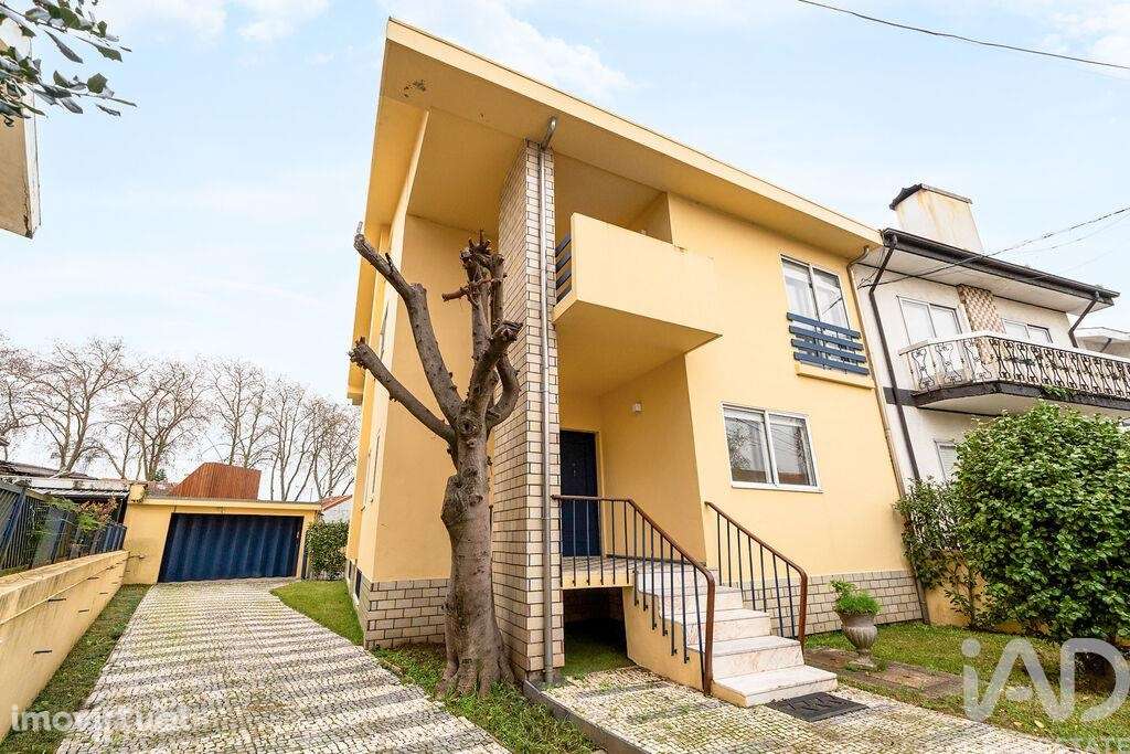 Casa / Villa T6 em São Mamede de Infesta e Senhora da Hora de 303 m2 - Grande imagem: 2/26