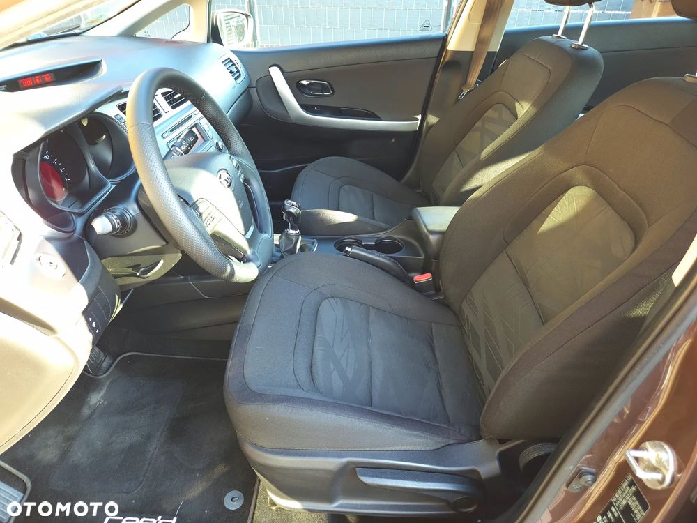 Kia Ceed 1.6 GDI Spirit - 8