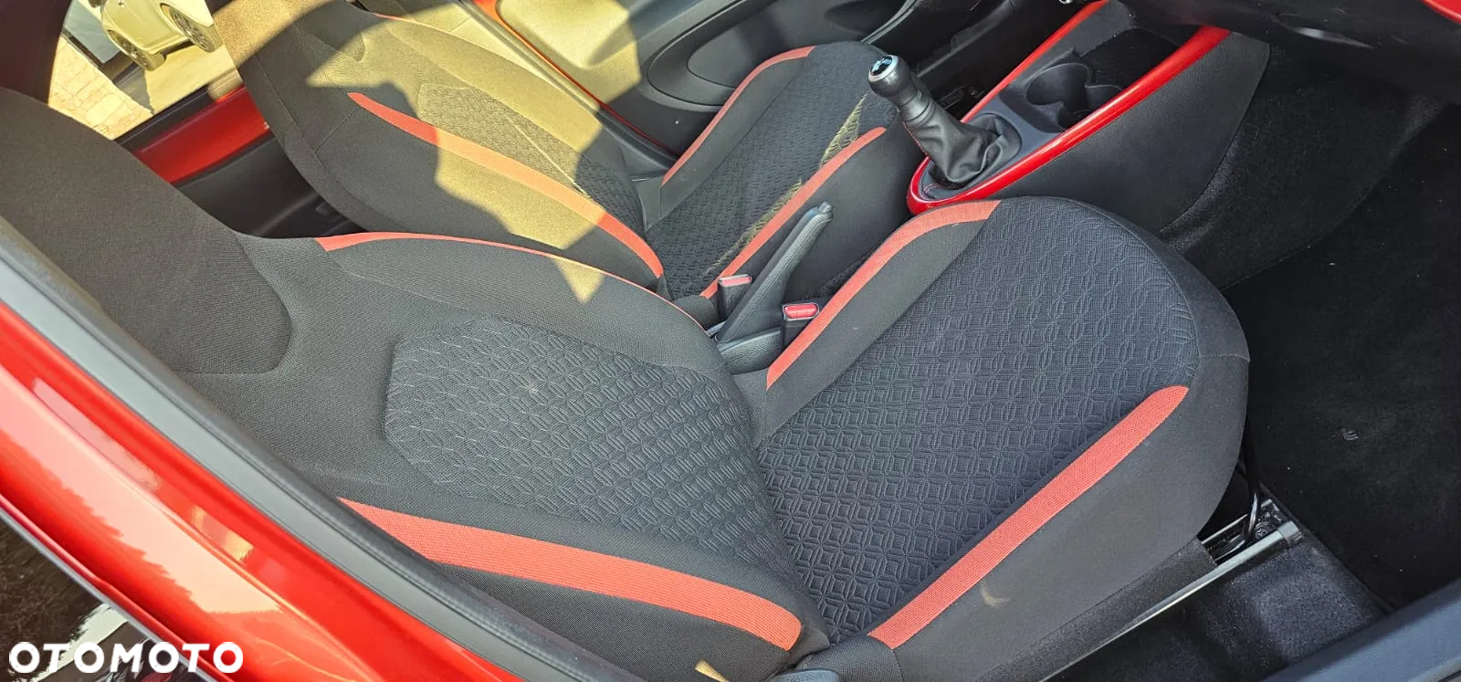 Toyota Aygo X 1.0 VVT-i Prime X-cite - 16
