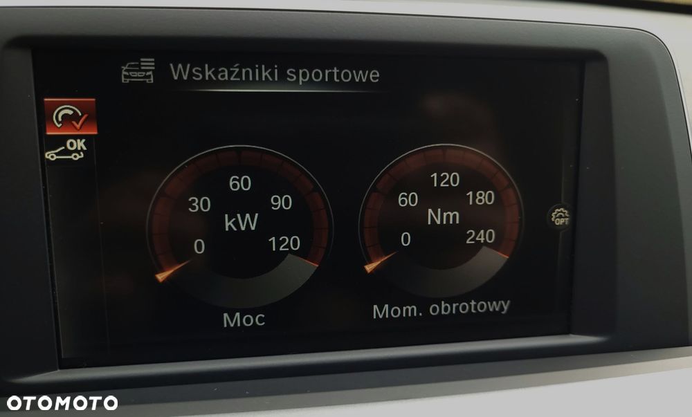 BMW X1 sDrive18i - 31