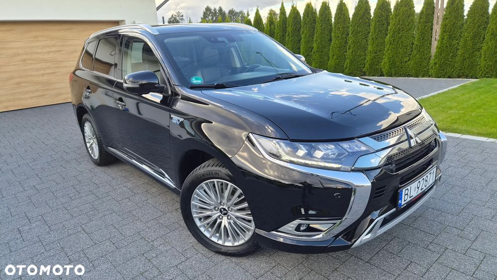 Mitsubishi Outlander 2.4 4WD Diamant - 25