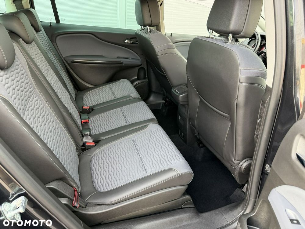 Opel Zafira - 31