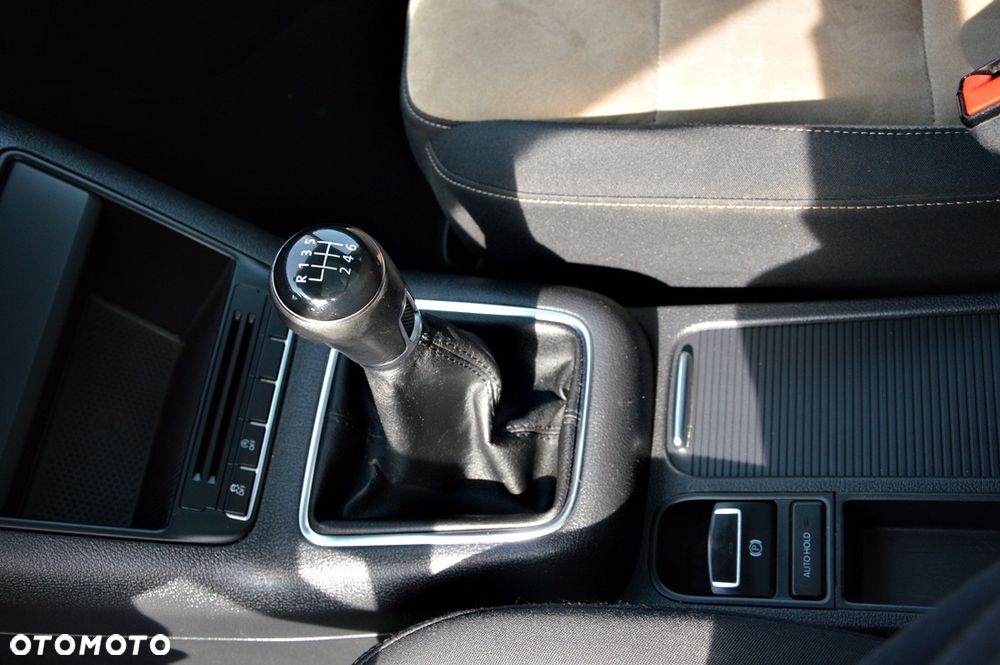 Volkswagen Tiguan - 26