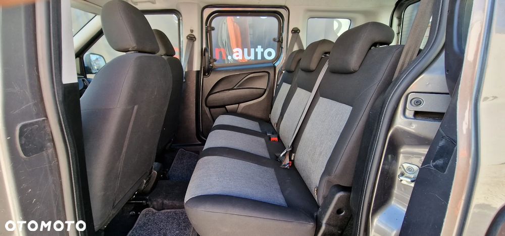 Fiat Doblo 1.4 16V Active - 11