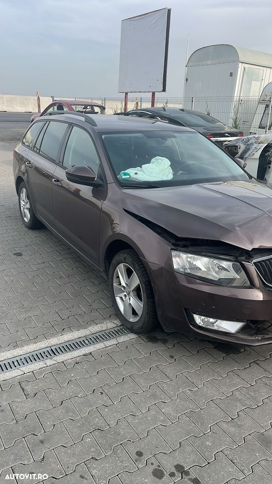 Skoda Octavia 1.6 TDI Active - 1