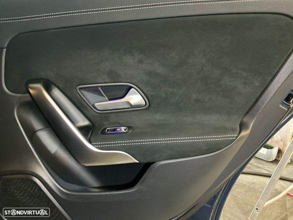 Mercedes-Benz A 180 d AMG Line Aut. - 23
