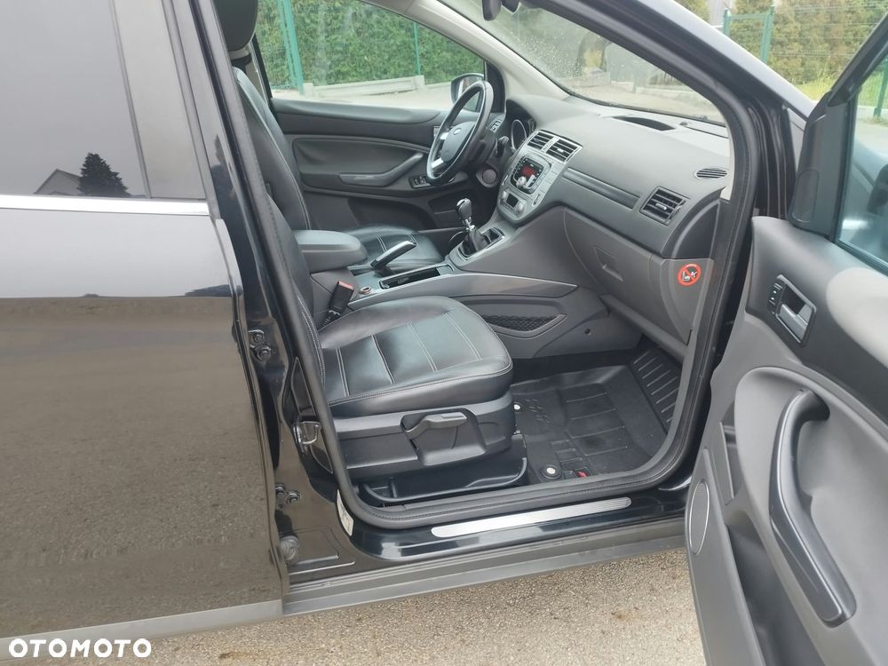 Ford Kuga 2.5 4x4 Titanium - 18