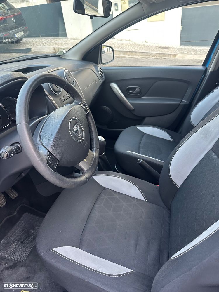 Dacia Sandero 1.5 dCi Stepway - 16