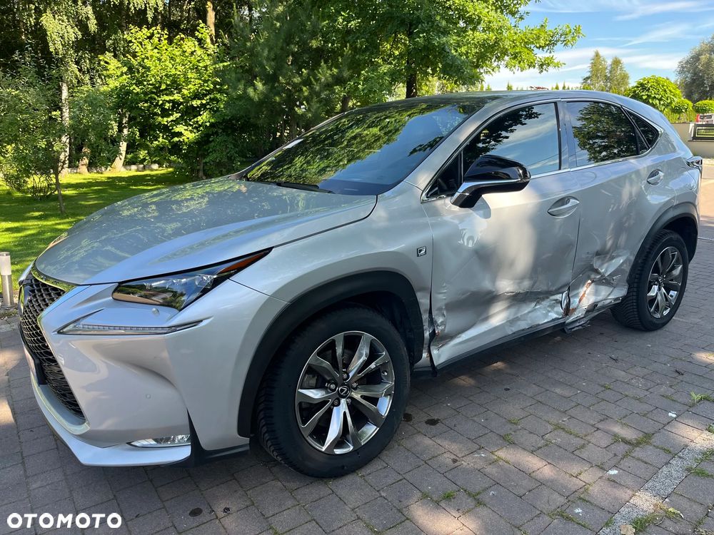 Lexus NX 300h E-FOUR F SPORT - 7