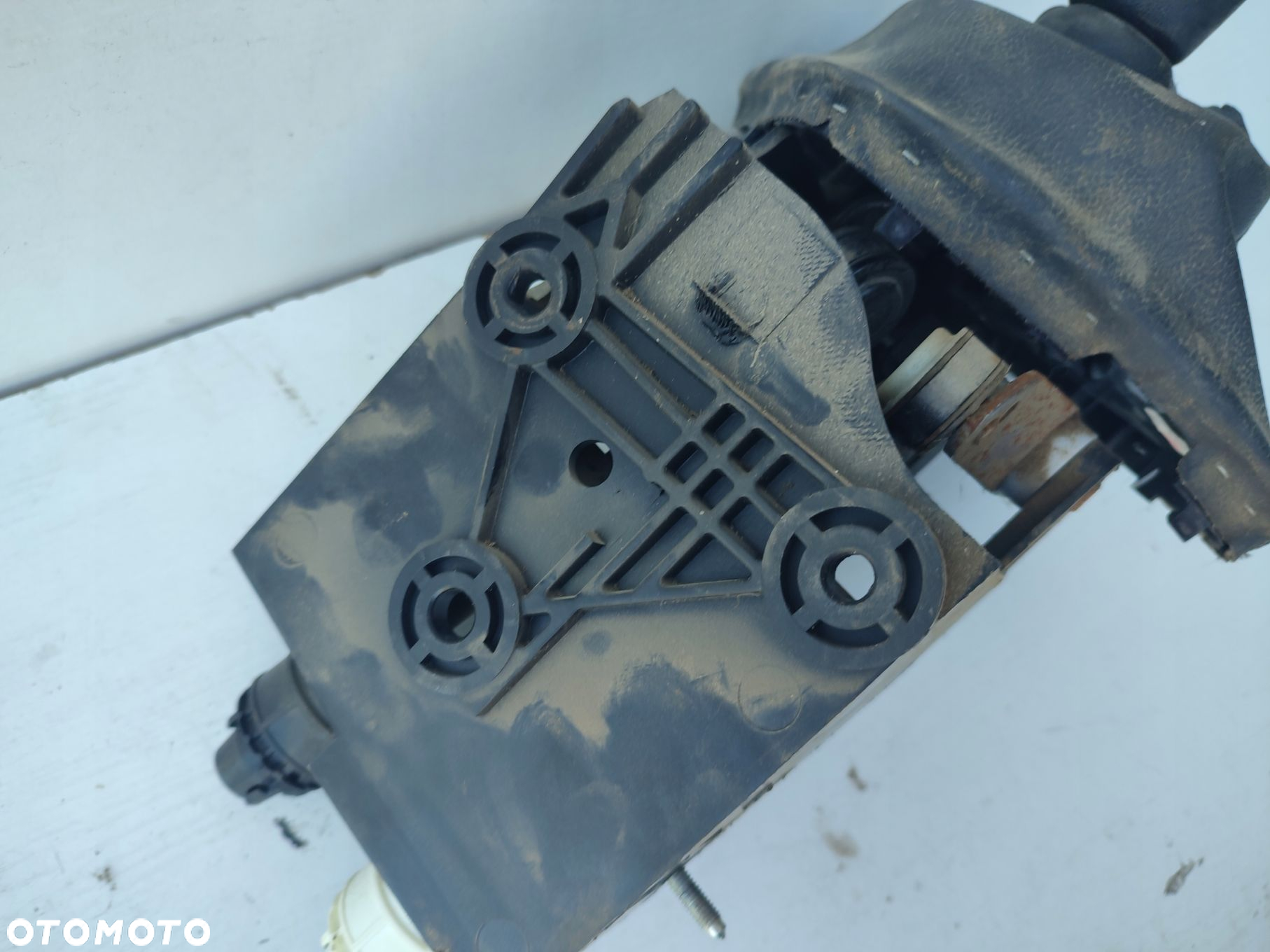 Wybierak lewarek biegów RENAULT KANGOO II 1.5DCI 5BIEGÓW - 2
