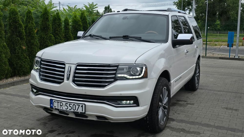 Lincoln Navigator - 2