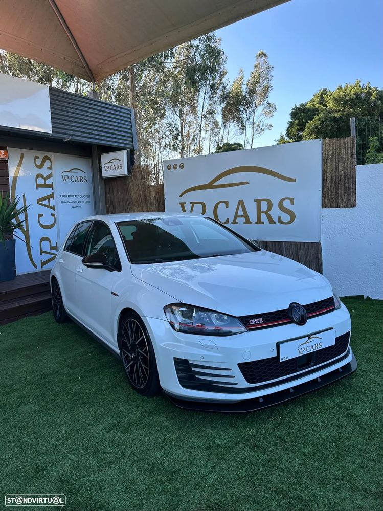 VW Golf 2.0 TSi GTi DSG Performance - 3