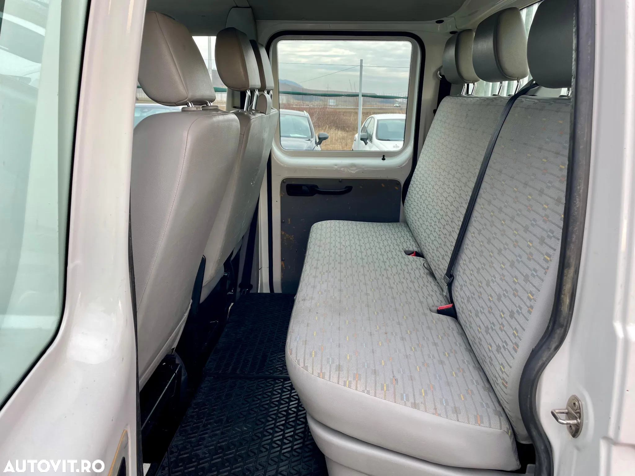 Volkswagen Transporter - 23