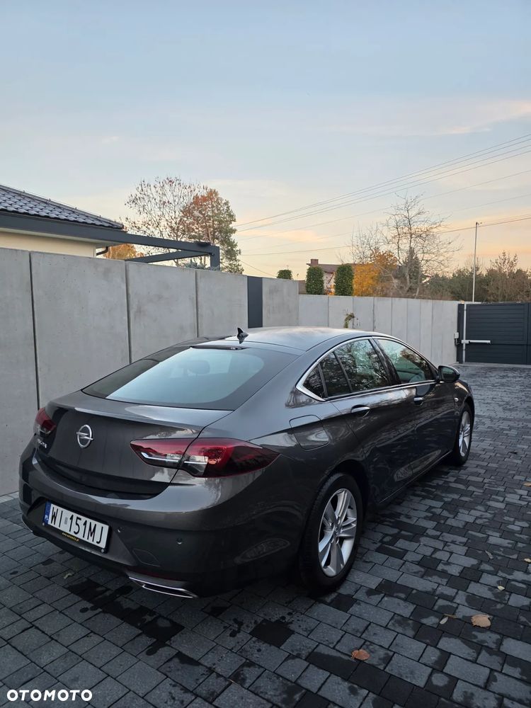 Opel Insignia 2.0 CDTI Elegance S&S - 12