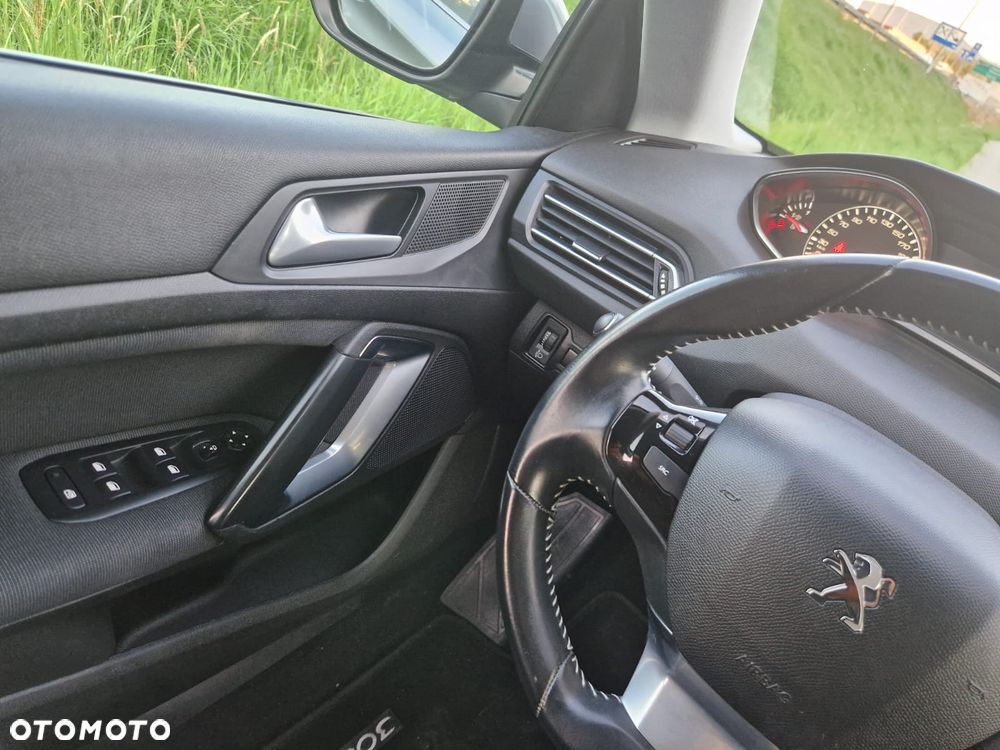 Peugeot 308 - 15