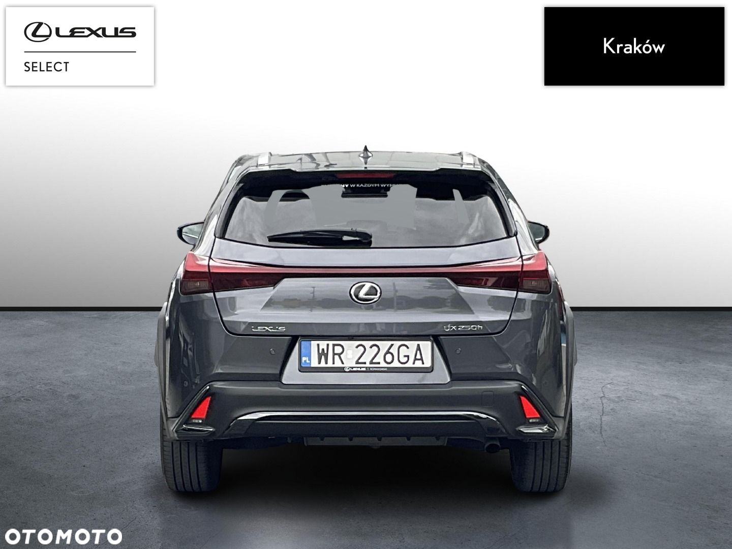 Lexus UX - 4