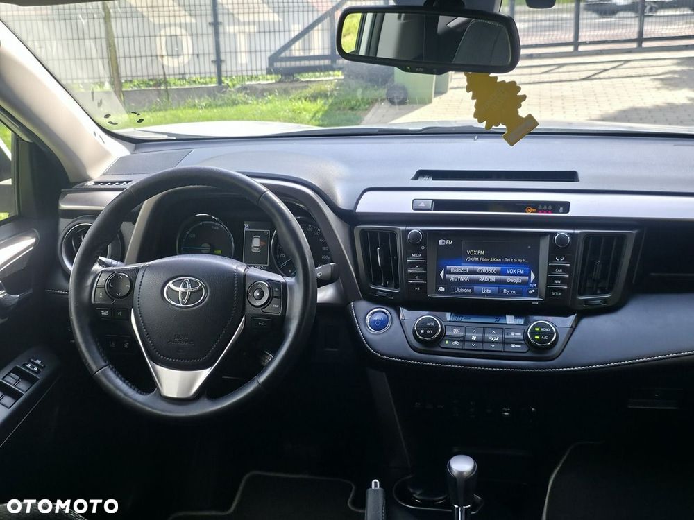 Toyota RAV4 - 13