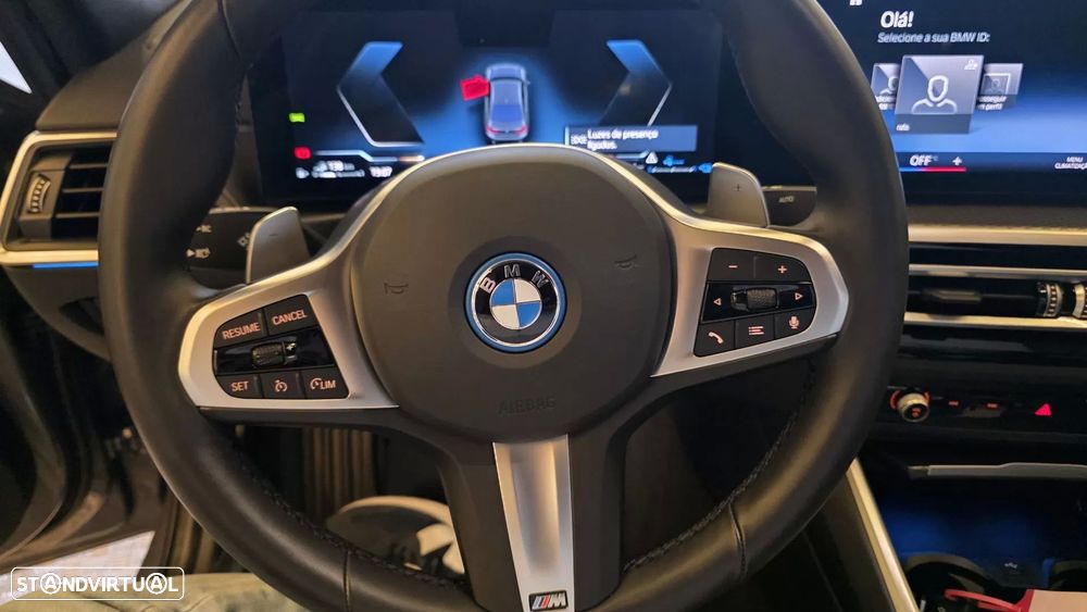 BMW 320 e Pack Desportivo M Auto - 43