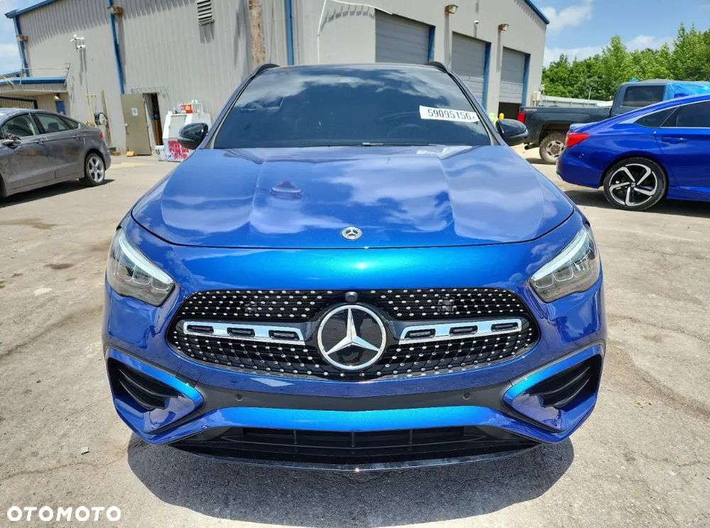 Mercedes-Benz GLA 250 4-Matic AMG Line - 2