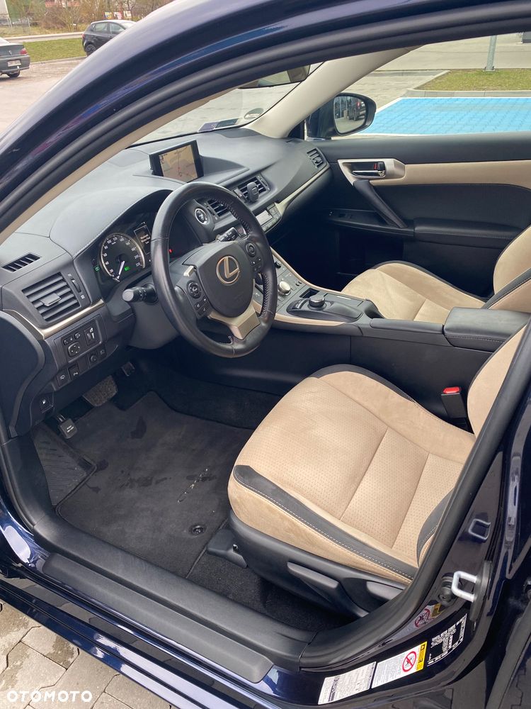 Lexus CT 200h Elegance - 11