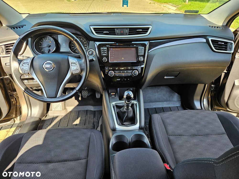 Nissan Qashqai 1.2 DIG-T N-Connecta EU6 - 21