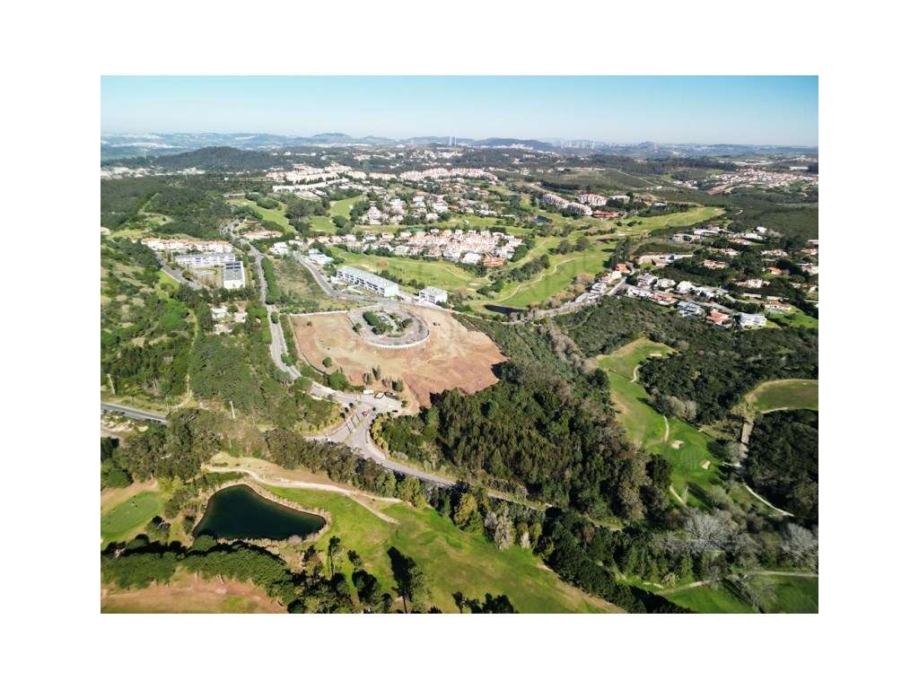 Terreno 10.006 m2 na entrada do Belas Clube de Campo, Sintra - Grande imagem: 3/34
