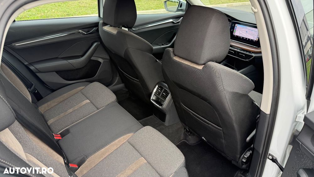 Skoda Octavia 2.0 TDI DSG 4X4 Scout First Edition - 9