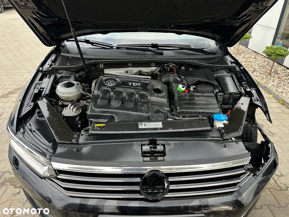 Volkswagen Passat - 15