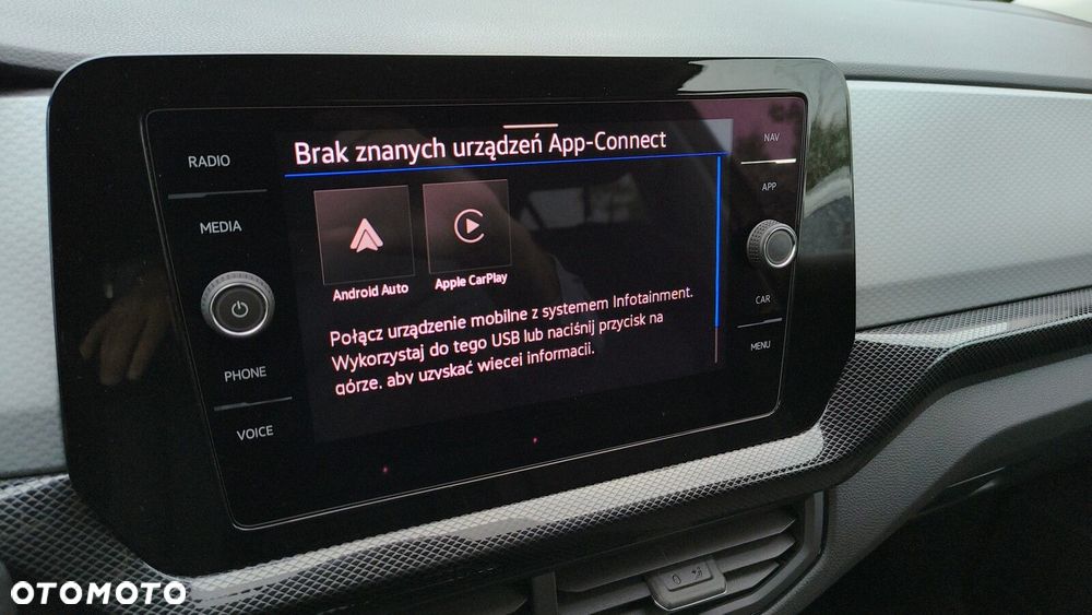 Volkswagen T-Cross - 18