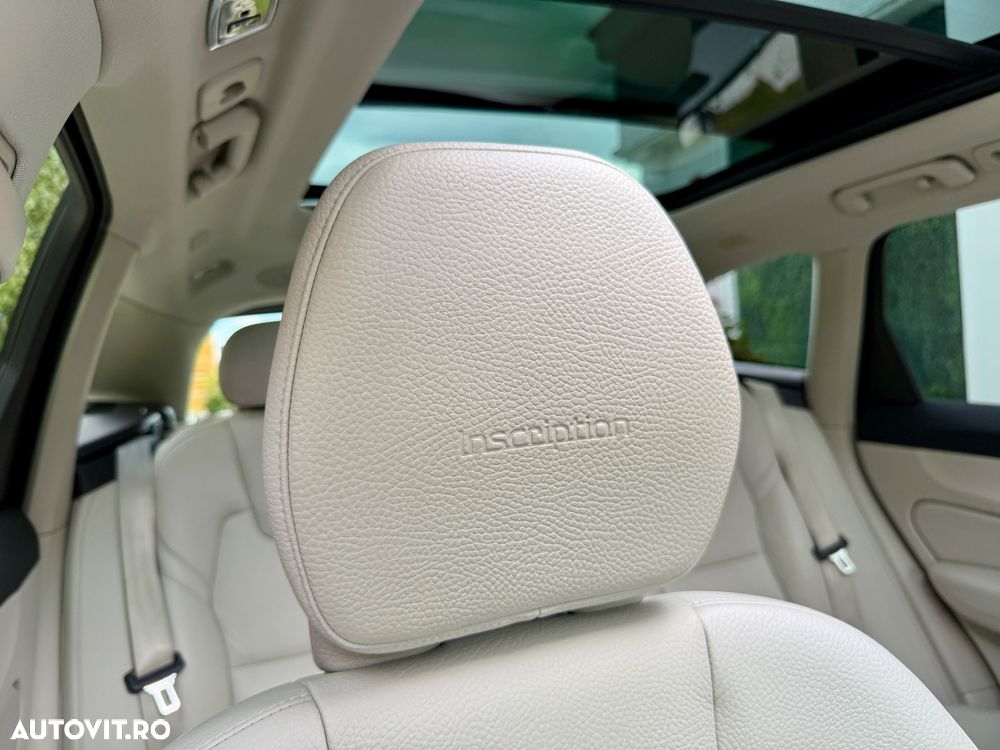 Volvo XC 60 T8 Twin Engine AWD Geartronic Inscription - 11