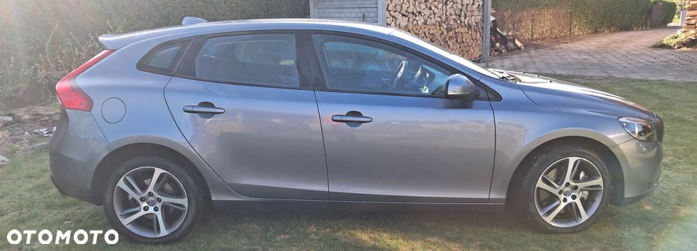 Volvo V40 D3 Kinetic - 9