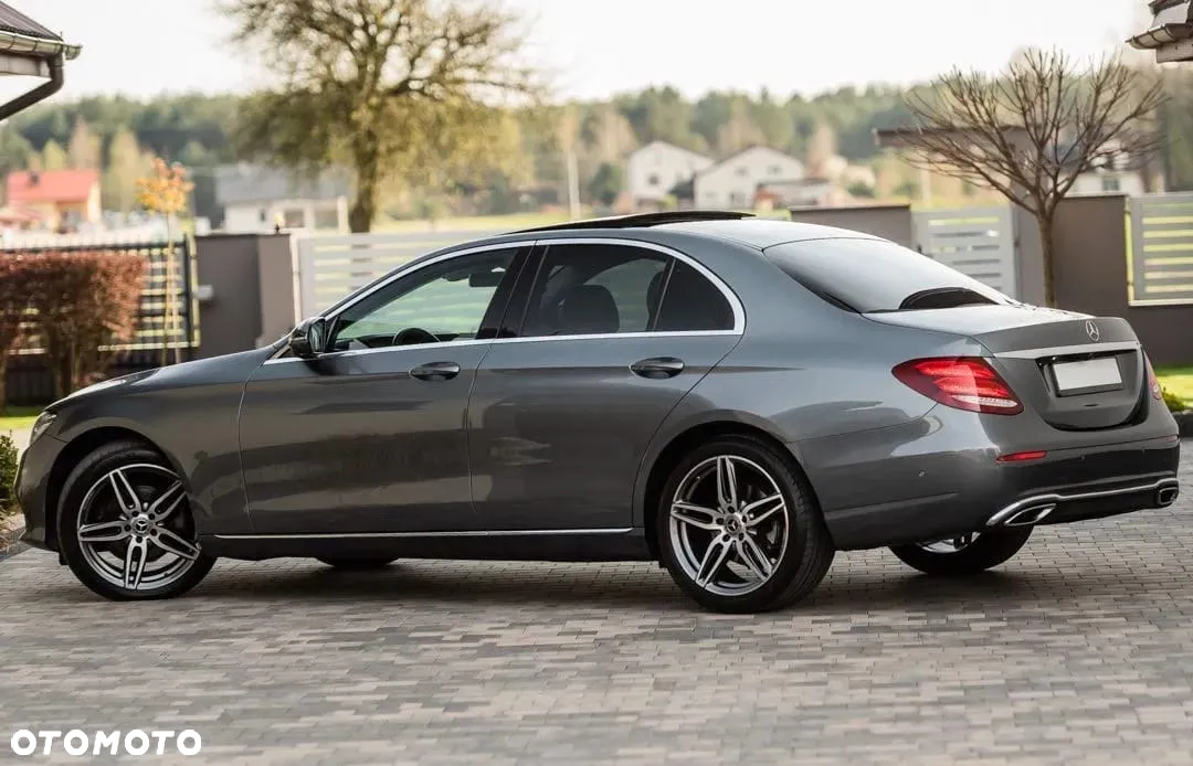 Mercedes-Benz Klasa E - 4