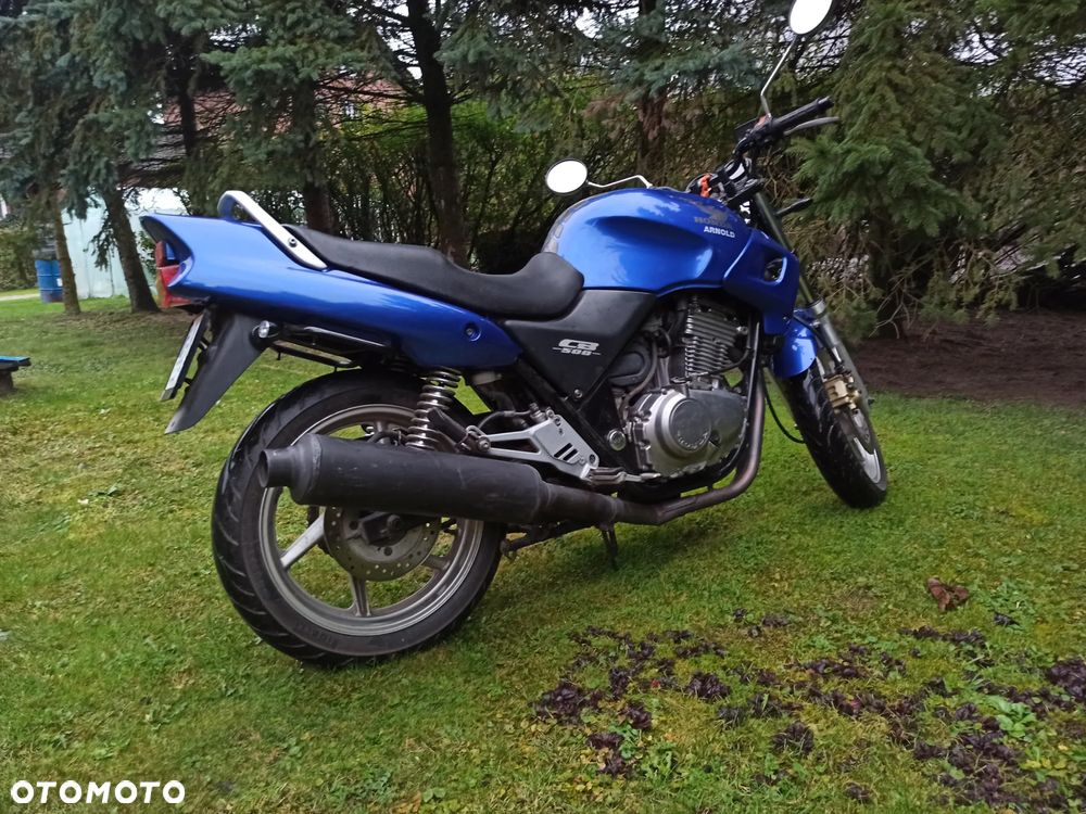 Honda CB - 2