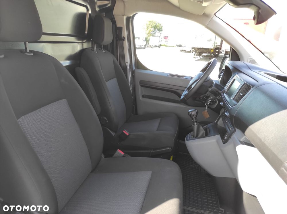 Opel VIVARO - 18
