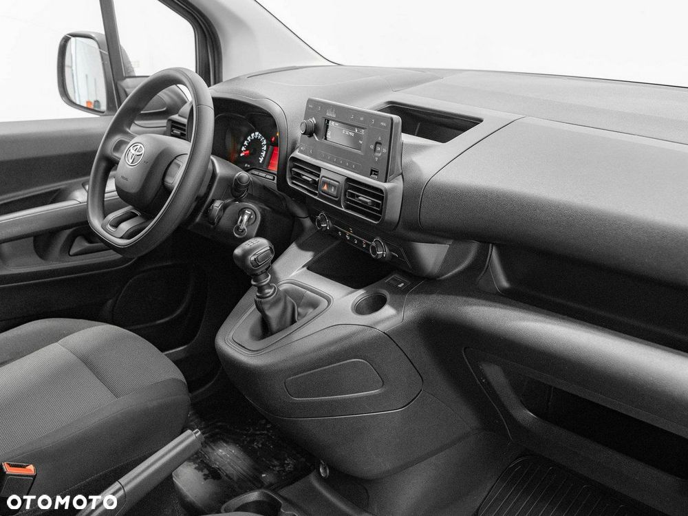Toyota Proace City - 22