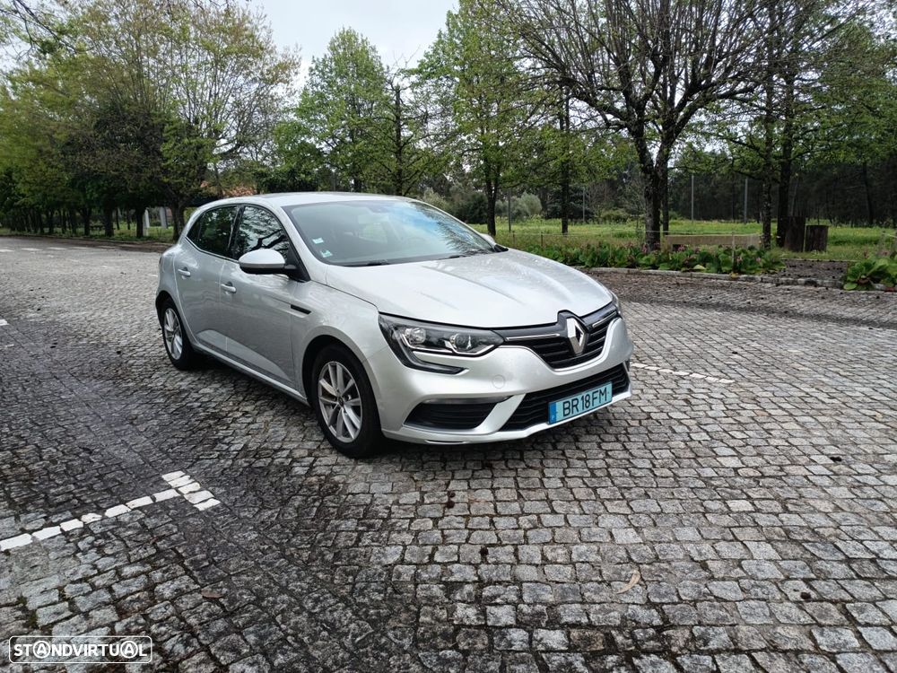 Renault Mégane 1.5 Blue dCi Zen - 3