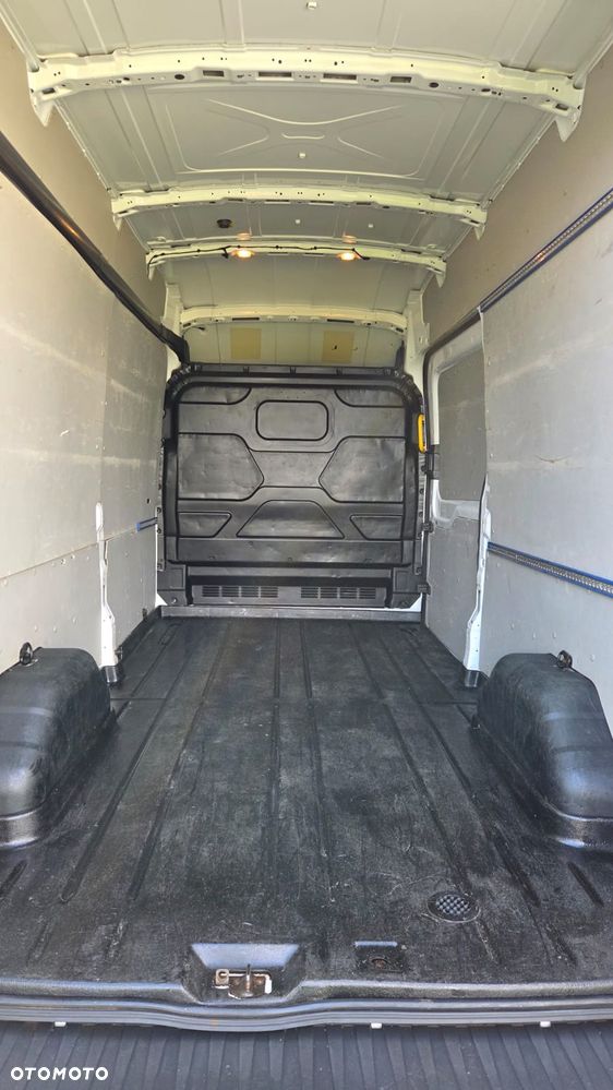 Ford Transit - 14