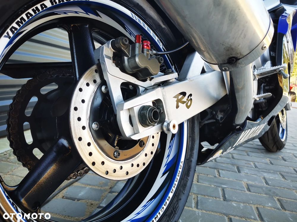 Yamaha R6 - 17