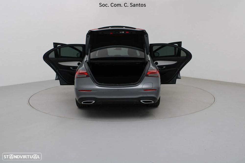 Mercedes-Benz E 300 de AMG Line - 8