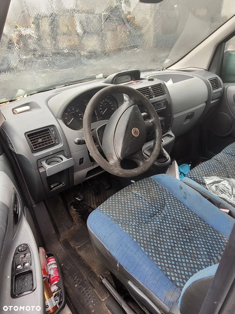 Części- Fiat Scudo Pojemność: 1997 Moc: 88kW  Rok: 2010  Diesel - 5