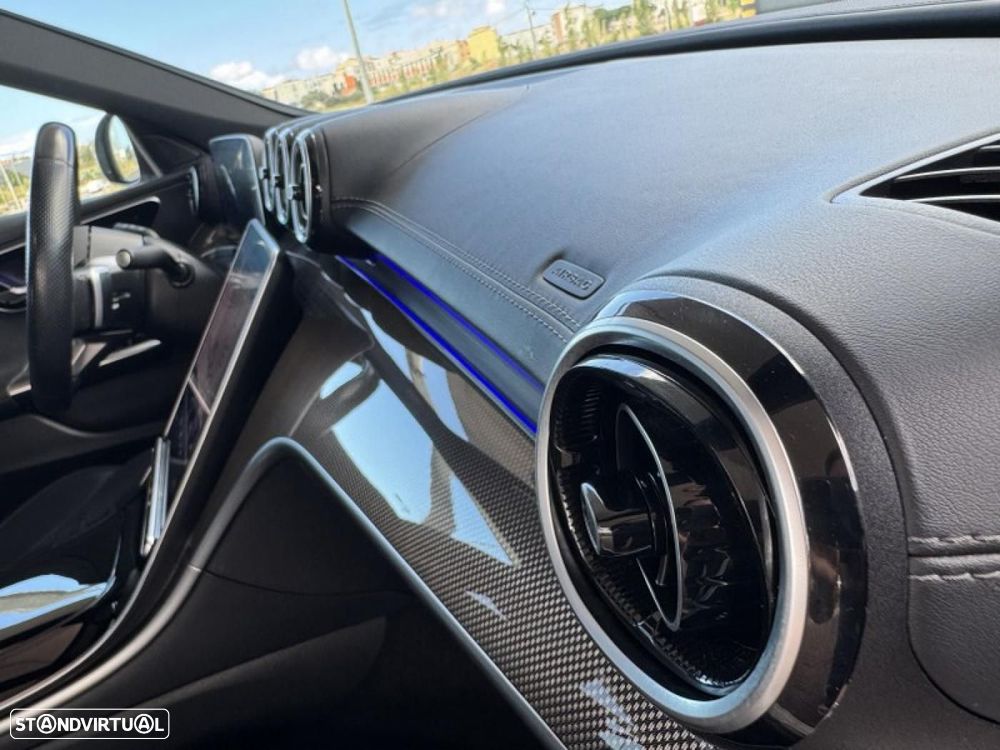 Mercedes-Benz C 300 e AMG Line - 33