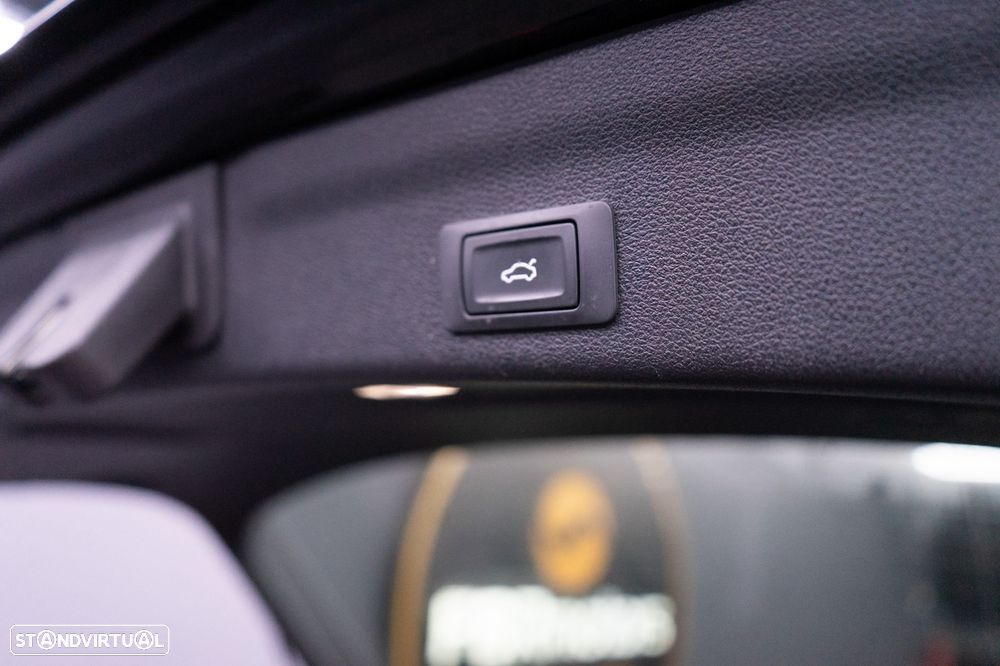 Audi A6 Avant 40 TDI S tronic S line - 19