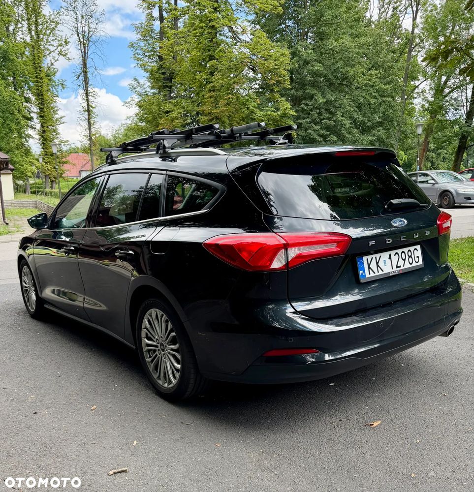 Ford Focus 1.5 EcoBoost Titanium Business - 4